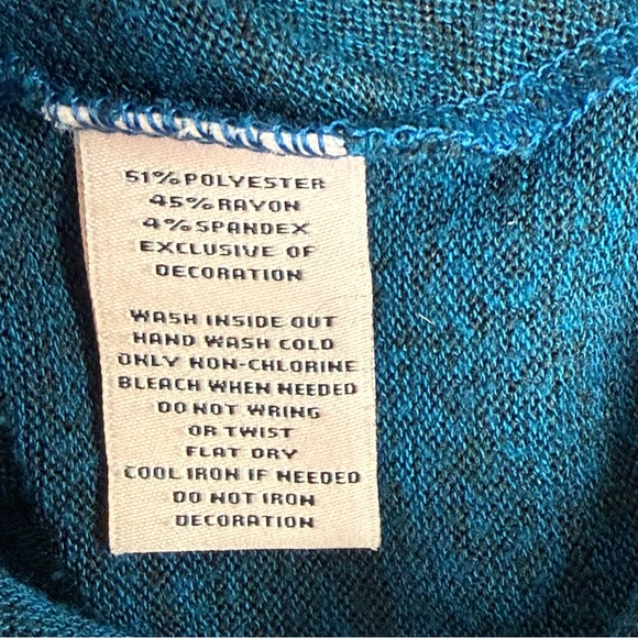 Juicy Couture Teal Sparkle Embellished Top XL Soft Knit Long Sleeve Casual Chic - Picture 8 of 9